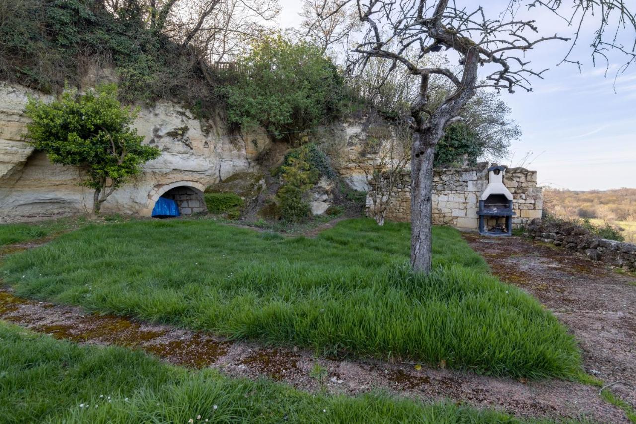 Maison Chaleureuse-Grand Jardin-Proche Saumur Parnay Esterno foto