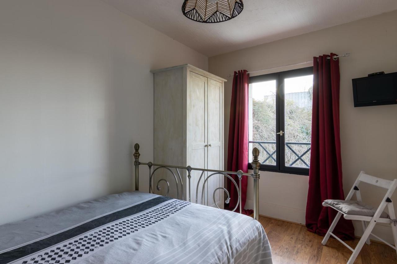 Maison Chaleureuse-Grand Jardin-Proche Saumur Parnay Esterno foto